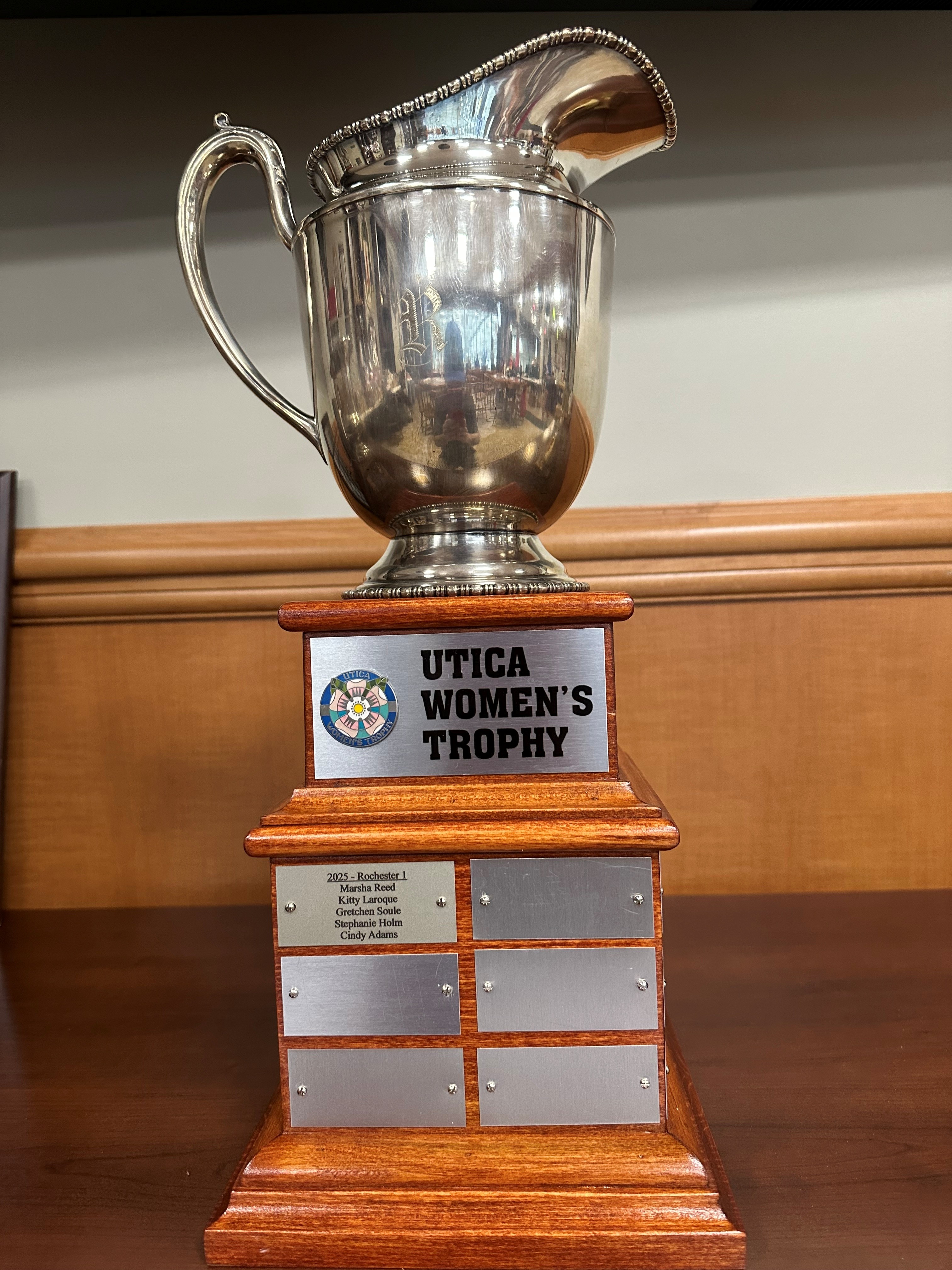 utica_helen_hurd_trophy.jpg utica_helen_hurd_trophy.jpg