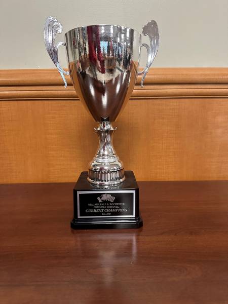 winners_trophy2.jpg